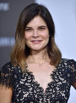 Betsy Brandt attends the Power Rangers premiere at the Westwood Village Theatre in Los Angeles on March 22, 2017.  LAP20170322839 CHRISTINExCHEW