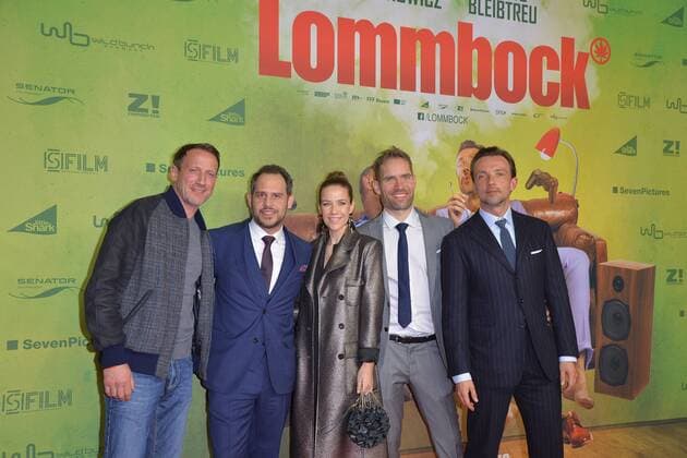 Entertainment Bilder der Woche Themen der Woche Wotan Wilke Moering, Moritz Bleibtreu, Alexandra Neldel, Christian, Ulf Israel, Lucas Gregorowicz Ankunft zur Kinotour, roter Teppich Premiere LOMMBOCK im Cinestar Sony Center rin Berlin, am 23.03.2017