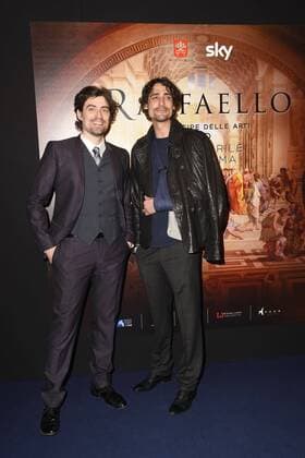 Premiere zur Film-Doku Raffaello il Principe delle Arti in Rom Foto IPP Gioia Botteghi roma 23 03 2017 presentazione del film - documentario Raffaello il Principe delle Arti - in 3D nella foto Flavio Parenti e Marco Cocci (con il braccio al collo)  0