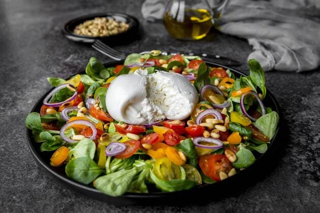 Plate of tomato salad with Burrata  SARF03194