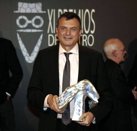 Spanish dramatists Ernesto Caballero receives the Valle-Inclan award for directing El laberinto magico (The magic labryinth) at the Royal Theater in Madrid, Spain, 27 March 2017. Caballero was granted the award after the voting, overcoming Israel Elejalde. 11TH VALLE-INCLAN THEATER AWARDS !ACHTUNG: NUR REDAKTIONELLE NUTZUNG!  Copyright: xJavierxLópezx MAD001 20170328-636262576413268641
