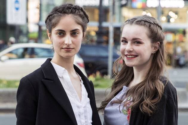 Yasmina Al Zihairi und Julia Niegel bei der Premiere des SAT.1 TV-Films Nackt. Das Netz vergisst nie in der Astor Film Lounge. Berlin, 27.03.2017 Foto:xB.xKriemannx xFuturexImage