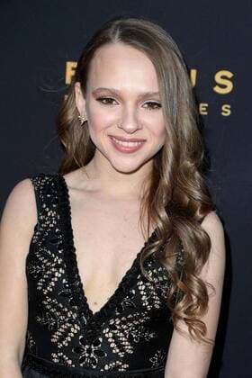 Shira Haas bei der The Zookeeper s Wife Film Premiere am 27.03.2017 in Los Angeles The Zookeeper s Wife Filmpremiere in Los Angeles, 2017 