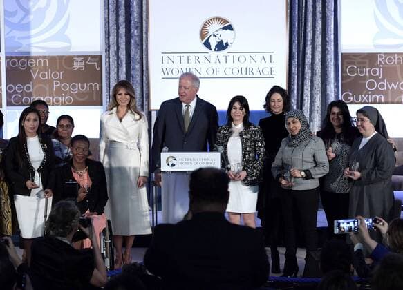 US First Lady Melania Trump (3L) and Deputy Secretary of State for Political Affairs Thomas A. Shannon (C) during the event International Women of Courage at the Department of State in Washington DC, United States, 29 March 2017. The First Lady stated that brutality against women and children is over and warned that her country will be watching those nations that don t protect their rights. MELANIA TRUMP: THE AGE OF BRUTALITY AGAINST WOMEN IS OVER !ACHTUNG: NUR REDAKTIONELLE NUTZUNG!  Copyright: xLENINxNOLLYx WAS001 20170329-636264142181523138