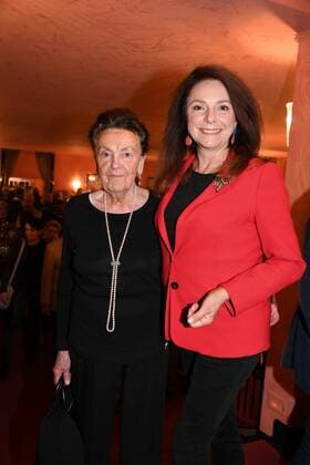 Uschi Dämmrich von Luttitz mit Mutter Premiere Anderthalb Stunden zu spät Komödie im Bayerischen Hof München 29.03.2017