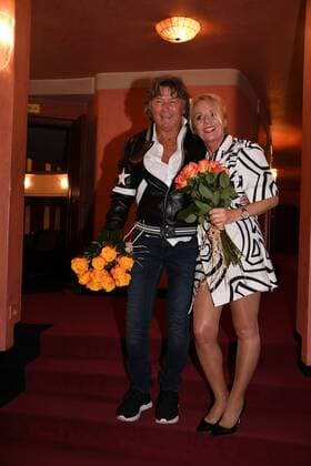 Nora von Collande und Herbert Herrmann Premiere Anderthalb Stunden zu spät Komödie im Bayerischen Hof München 29.03.2017