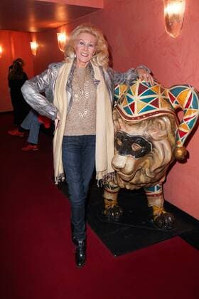 Birgit Bergen, Theaterpremiere von Anderthalb Stunden zu spaet in der Komoedie im Bayerischen Hof in Muenchen am 29.03.2017
