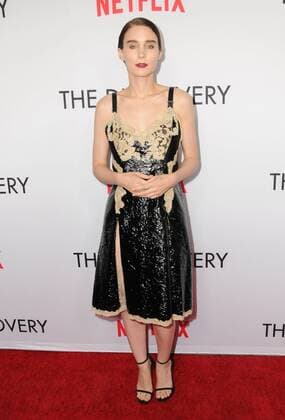 March 29, 2017 - Los Angeles, CA, United States - 29 March 2017 - Los Angeles, California - Rooney Mara. Premiere Of Netflix s The Discovery held at The Vista Theater in Los Angeles. Photo Credit: AdMedia Los Angeles United States - ZUMAa123 20170329_zaa_a123_115 Copyright: xBirdiexThompsonx