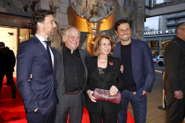 Florian David Fitz, Michael Verhoeven, Senta Berger und Simon Verhoeven bei der 38. Verleihung des Jupiter Award 2017 im Cafe Moskau. Berlin, 29.03.2017 Foto:xS.xGabschx xFuturexImage