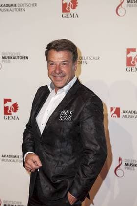 Patrick Lindner auf bei der Preisverleihung des Deutschen Musikautorenpreises am 30.03.2017 Patrick Lindner auf bei der Preisverleihung des Deutschen Musikautorenpreises am 30.03.2017