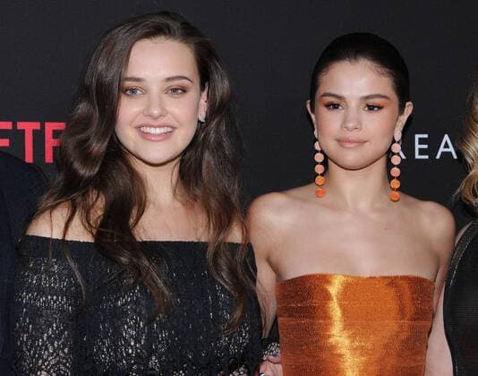 March 30, 2017 - Los Angeles, CA, United States - 30 March 2017 - Los Angeles, California - Selena Gomez, Katherine Langford. Premiere Of Netflix s 13 Reasons Why held at Paramount Studios in Los Angeles. Photo Credit: AdMedia Los Angeles United States - ZUMAa123 20170330_zaa_a123_152 Copyright: xBirdiexThompsonx