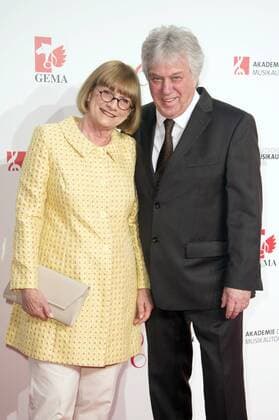 Rolf Zuckowski mit Ehefrau Monika bei der 9. Verleihung des Deutschen Musikautorenpreises 2017 im Hotel Ritz Carlton. Berlin, 30.03.2017 Foto:xF.xKernx xFuturexImage