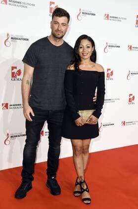 Marten Laciny Marteria mit Ehefrau Jadula Laciny bei der 9. Verleihung des Deutschen Musikautorenpreises 2017 im Hotel Ritz Carlton. Berlin, 30.03.2017 Foto:xF.xKernx xFuturexImage