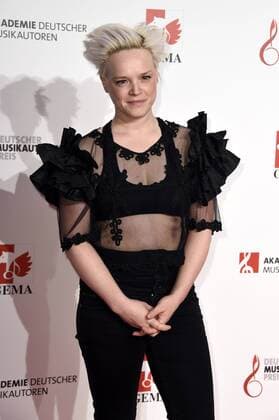 Wallis Bird bei der 9. Verleihung des Deutschen Musikautorenpreises 2017 im Hotel Ritz Carlton. Berlin, 30.03.2017 Foto:xF.xKernx xFuturexImage