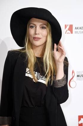 Alexa Feser bei der 9. Verleihung des Deutschen Musikautorenpreises 2017 im Hotel Ritz Carlton. Berlin, 30.03.2017 Foto:xF.xKernx xFuturexImage