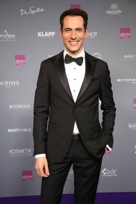 Alexander Mazza bei der Verleihung vom Gloria - Deutscher Kosmetikpreis am 31.03.2017 in Düsseldorf Gloria - Deutscher Kosmetikpreis 2017 in Duesseldorf 