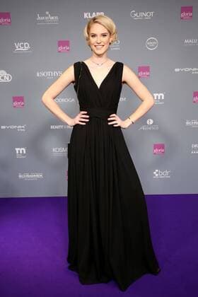 Kim Hnizdo bei der Verleihung vom Gloria - Deutscher Kosmetikpreis am 31.03.2017 in Düsseldorf Gloria - Deutscher Kosmetikpreis 2017 in Duesseldorf 