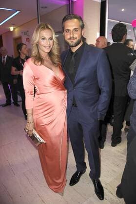 Caroline Beil und Freund Philipp Sattler bei der 4. Verleihung des Deutschen Kosmetikpreises Gloria 2017 im Hilton Düsseldorf. Düsseldorf, 31.03.2017 Foto:xS.xGabschx xFuturexImage