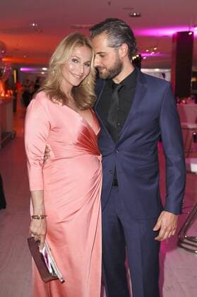 Caroline Beil und Freund Philipp Sattler bei der 4. Verleihung des Deutschen Kosmetikpreises Gloria 2017 im Hilton Düsseldorf. Düsseldorf, 31.03.2017 Foto:xS.xGabschx xFuturexImage
