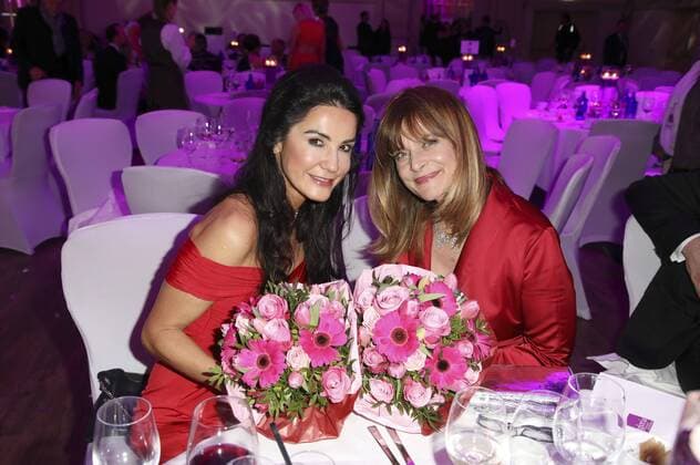 Mariella Ahrens und Nastassja Kinski bei der 4. Verleihung des Deutschen Kosmetikpreises Gloria 2017 im Hilton Düsseldorf. Düsseldorf, 31.03.2017 Foto:xS.xGabschx xFuturexImage