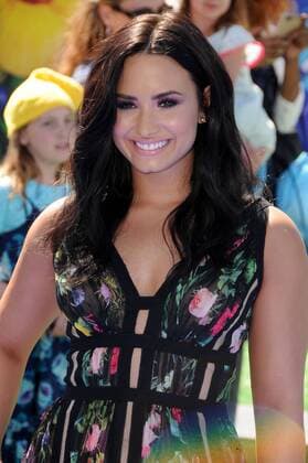 April 1, 2017 - Culver City, CA, United States - 01 April 2017 - Culver City, California - Demi Lovato. World of Premiere Smurfs: The Lost Village held at ArcLight Culver City in Los Angeles. Photo Credit: AdMedia Culver City United States - ZUMAa123 20170401_zaa_a123_060 Copyright: xBirdiexThompsonx
