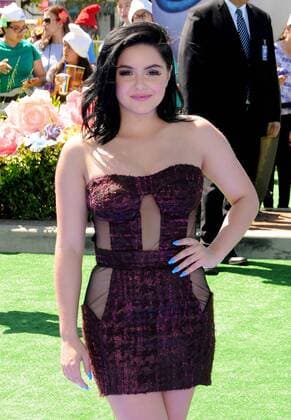 April 1, 2017 - Culver City, CA, United States - 01 April 2017 - Culver City, California - Ariel Winter. World of Premiere Smurfs: The Lost Village held at ArcLight Culver City in Los Angeles. Photo Credit: AdMedia Culver City United States - ZUMAa123 20170401_zaa_a123_070 Copyright: xBirdiexThompsonx