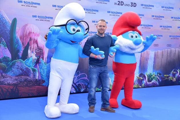 Axel Stein Ankunft am Blauen Teppich zur Deutschlandpremiere des Animationsfilmes, Die Schluempfe, das verlorene Dorf im Cinestar im Sony Center in Berlin, am 02.04.2017