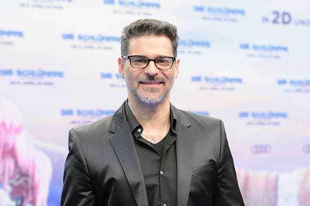 Rick Kavanien Ankunft am Blauen Teppich zur Deutschlandpremiere des Animationsfilmes, Die Schluempfe, das verlorene Dorf im Cinestar im Sony Center in Berlin, am 02.04.2017