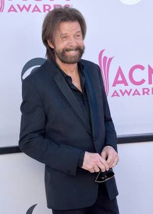 Singer songwriter Ronnie Dunn attends the 52nd annual Academy of Country Music Awards held at T-Mobile Arena in Las Vegas, Nevada on April 2, 2017. The show will be telecast live on CBS.  LVP20170402234 JIMxRUYMEN