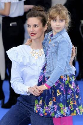 Katrin Wrobel mit Tochter Louisa bei der Premiere des Kinofilms Die Schlümpfe - Das verlorene Dorf im Cinestar Sony Center. Berlin, 02.04.2017 Foto:xS.xSchrapsx xFuturexImage