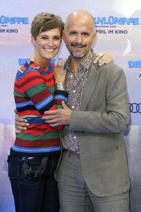 Christoph Maria Herbst mit Ehefrau Gisi bei der Premiere des Kinofilms Die Schlümpfe - Das verlorene Dorf im Cinestar Sony Center. Berlin, 02.04.2017 Foto:xS.xSchrapsx xFuturexImage