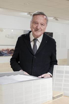 Architektur von Rafael Moneo April 3, 2017 - Madrid, Spain - The architect Rafael Moneo attends the inauguration of the exhibition the great retrospective dedicated to the work of Rafael Moneo at the Thyssen Museum in Madrid. Spain. April 3, 2017 Madrid Spain  - ZUMAn230 20170403_zaa_n230_013 Copyright: xOscarxGonzalezx
