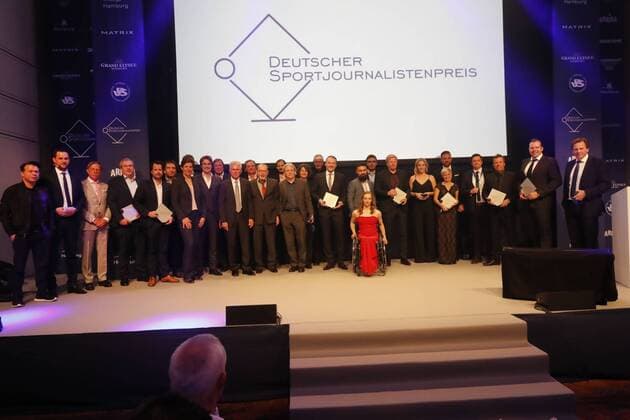 Deuetscher Sportjournalistenpreis in Hamburg Gruppenbild bei Sportjournalistenpreis im Grand Elysee Hotel HAmburg.