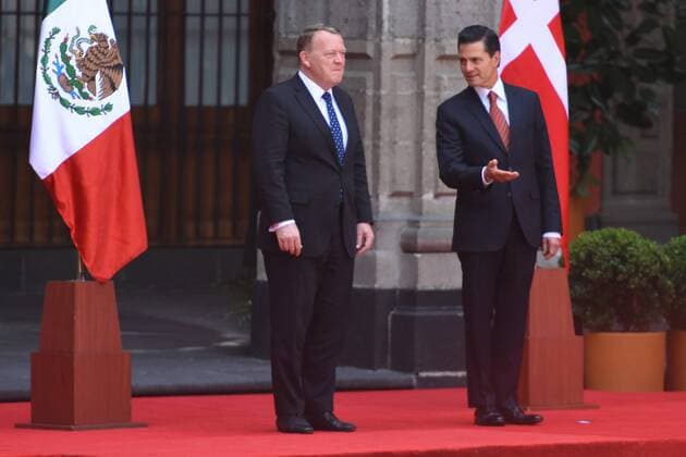 Nieto empfängt Rasmussen in Mexiko Stadt April 3, 2017 - Mexico City, Mexico Mex - Prime Minister of Denmark Lars LoÂ¸kke Rasmussen and President of Mexico Enrique Pena Nieto during welcoming ceremony at National Palace on April 03, 2017 in Mexico City, Mexico Mexico City Mexico Mex  - ZUMAn230 20170403_zaa_n230_134 Copyright: xCarlosxTischlerx