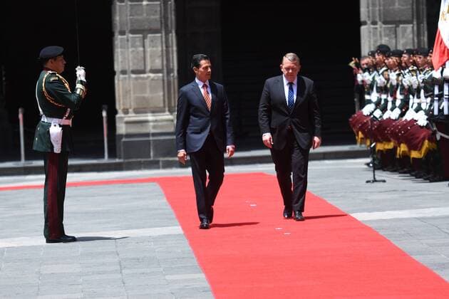 Nieto empfängt Rasmussen in Mexiko Stadt April 3, 2017 - Mexico City, Mexico Mex - Prime Minister of Denmark Lars LoÂ¸kke Rasmussen and President of Mexico Enrique Pena Nieto are seen walking on red carpet during welcoming ceremony at National Palace on April 03, 2017 in Mexico City, Mexico Mexico City Mexico Mex  - ZUMAn230 20170403_zaa_n230_137 Copyright: xCarlosxTischlerx