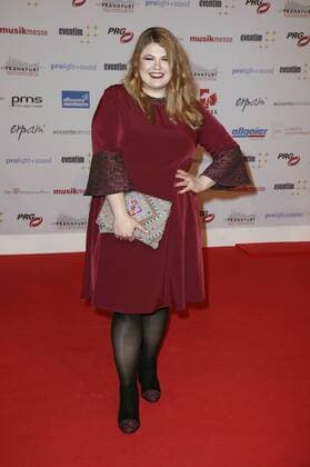 Alina Wichmann bei der 12. Verleihung des PRG Live Entertainment Award in der Festhalle Frankfurt. Frankfurt am Main, 03.04.2017 Foto:xS.xGabschx xFuturexImage