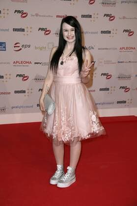 Jamie-Lee Kriewitz bei der 12. Verleihung des PRG Live Entertainment Award in der Festhalle Frankfurt. Frankfurt am Main, 03.04.2017 Foto:xS.xGabschx xFuturexImage