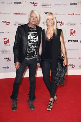 Matthias Reim mit Freundin Christin Stark bei der 12. Verleihung des PRG Live Entertainment Award in der Festhalle Frankfurt. Frankfurt am Main, 03.04.2017 Foto:xS.xGabschx xFuturexImage