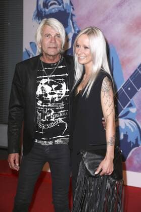 Matthias Reim mit Freundin Christin Stark bei der 12. Verleihung des PRG Live Entertainment Award in der Festhalle Frankfurt. Frankfurt am Main, 03.04.2017 Foto:xS.xGabschx xFuturexImage