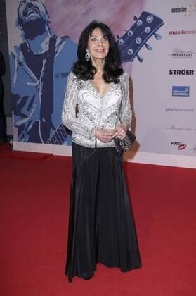 Dunja Rajter bei der 12. Verleihung des PRG Live Entertainment Award in der Festhalle Frankfurt. Frankfurt am Main, 03.04.2017 Foto:xS.xGabschx xFuturexImage