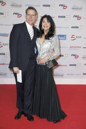 Dunja Rajter mit Ehemann Michael Eichler bei der 12. Verleihung des PRG Live Entertainment Award in der Festhalle Frankfurt. Frankfurt am Main, 03.04.2017 Foto:xS.xGabschx xFuturexImage