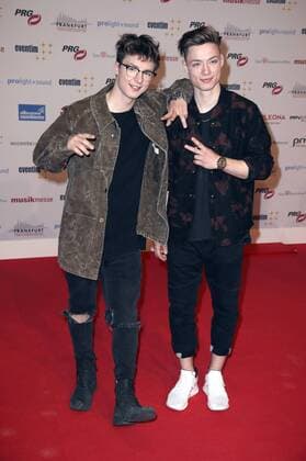 Die Lochis bei der 12. Verleihung des PRG Live Entertainment Award in der Festhalle Frankfurt. Frankfurt am Main, 03.04.2017 Foto:xS.xGabschx xFuturexImage