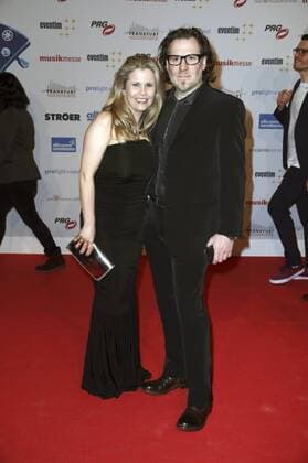 Michaela Schaffrath mit Freund Carlos Anthonyo bei der 12. Verleihung des PRG Live Entertainment Award in der Festhalle Frankfurt. Frankfurt am Main, 03.04.2017 Foto:xS.xGabschx xFuturexImage