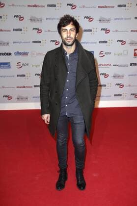 Max Giesinger bei der 12. Verleihung des PRG Live Entertainment Award in der Festhalle Frankfurt. Frankfurt am Main, 03.04.2017 Foto:xS.xGabschx xFuturexImage
