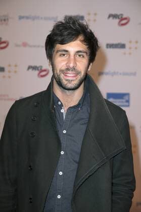 Max Giesinger bei der 12. Verleihung des PRG Live Entertainment Award in der Festhalle Frankfurt. Frankfurt am Main, 03.04.2017 Foto:xS.xGabschx xFuturexImage