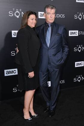 216750 Birdie Thompson AdMedia Starface 2017-04-03 CA Hollywood Etats-Unis Première du film The Son à Los Angeles. 03 April 2017 - Hollywood, California - Keely Shaye Smith, Pierce Brosnan. Premiere screening of AMC s The Son held at ArcLight Hollywood in Hollywood. Photo Credit: Birdie Thompson AdMedia  Copyright: xBirdiexThompson AdMediax STAR_216750_009