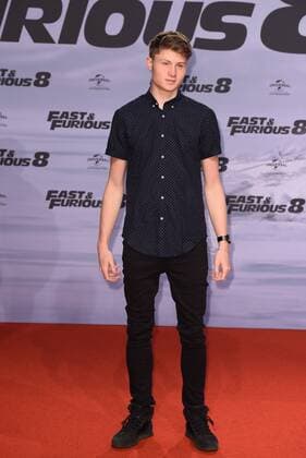 Dner (Felix von der Laden) bei der Fast & Furious 8 (The Fate of the Furious) Deutschlandpremiere im CineStar IMAX im Sony Center in Berlin am 04.04.2017