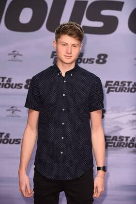 Dner (Felix von der Laden) bei der Fast & Furious 8 (The Fate of the Furious) Deutschlandpremiere im CineStar IMAX im Sony Center in Berlin am 04.04.2017
