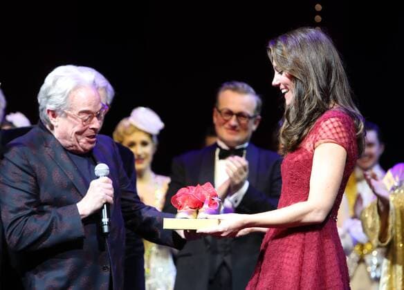 . 04 04 2017. London, United Kingdom. The Duchess of Cambridge receives a pair of tap shoes on stage following the curtain call during the opening night of the musical 42nd Street at the Theatre Royal Drury Lane, London, in aid of East Anglia s Children s Hospice.  xROTAx xi-Imagesx IIM-14819-0047