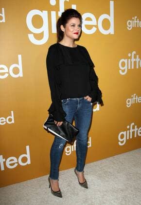 April 4, 2017 - Los Angeles, CA, United States - 4 April 2017 - Los Angeles, California - Tiffani Thiessen. Gifted Los Angeles Premiere held at the Pacific Theaters at The Grove. Photo Credit: AdMedia Los Angeles United States - ZUMAa123 20170404_zaa_a123_146 Copyright: xAdmediax